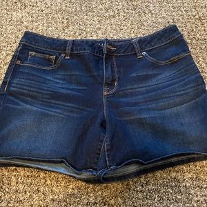 Jean shorts size 30/10
